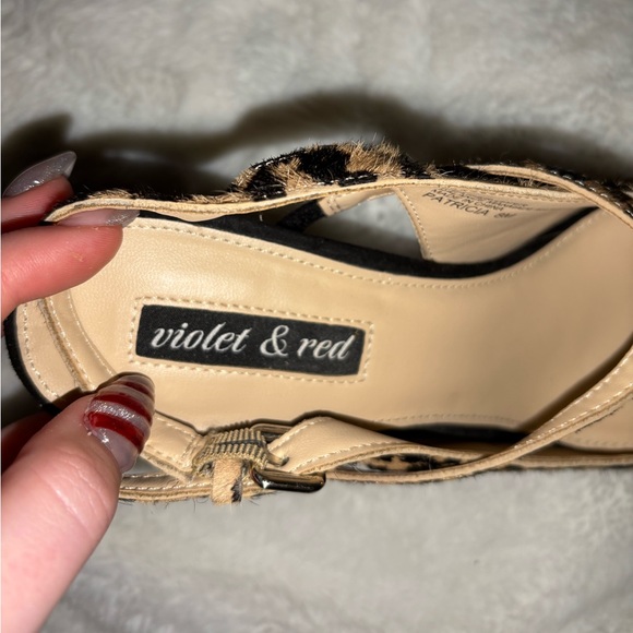 Violet & Red Leopard Print Heels - Picture 3 of 5